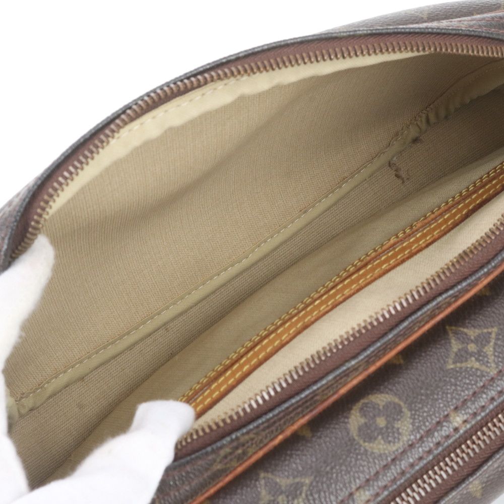 Louis Vuitton Monogram Reporter PM Leather Shoulder Bag Crossbody Messenger — view 7