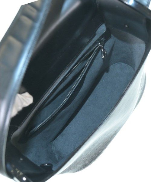 Louis Vuitton Shoulder Bag — view 3