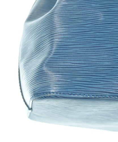 Louis Vuitton Shoulder Bag — view 8