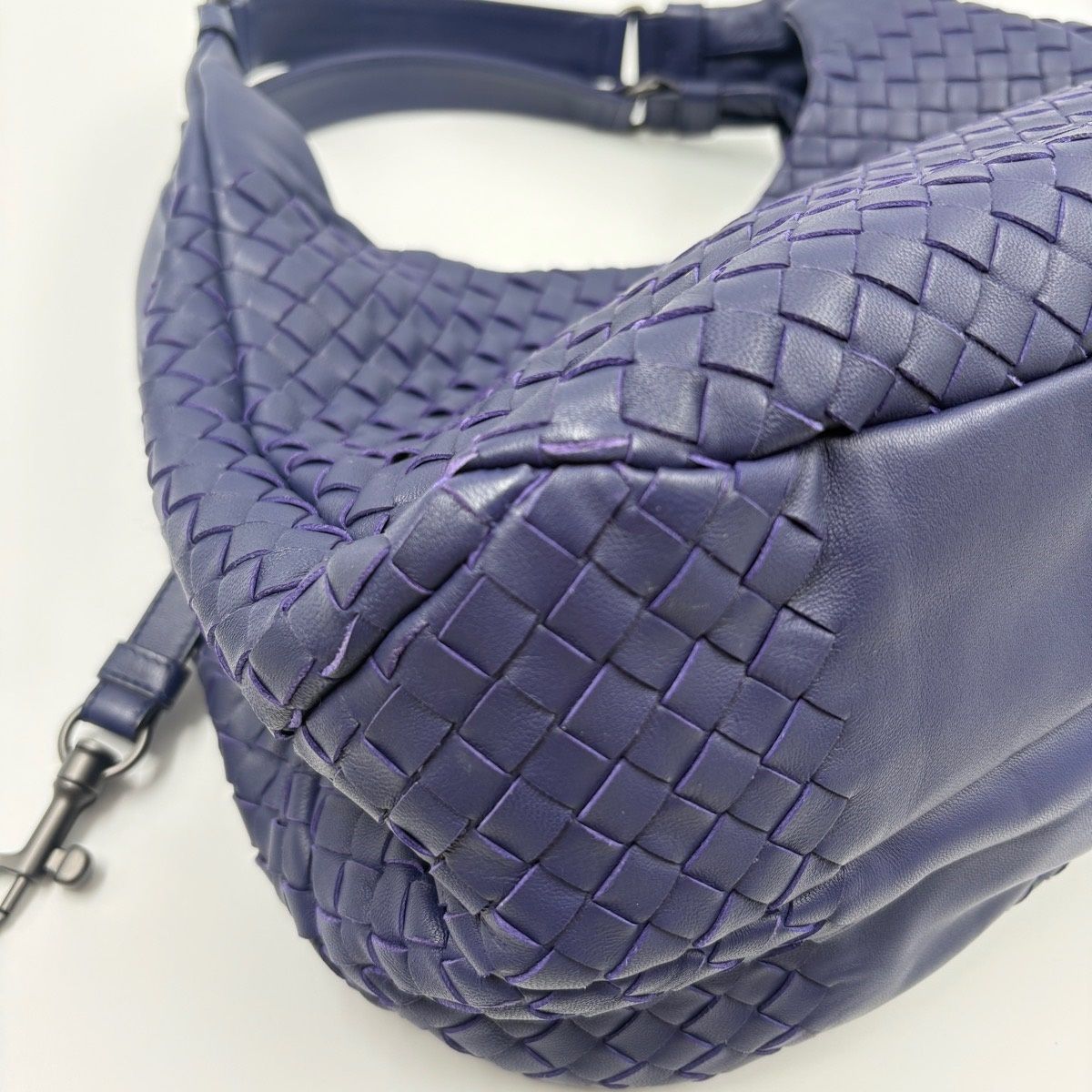 Bottega Veneta Handbag Intrecciato — view 8