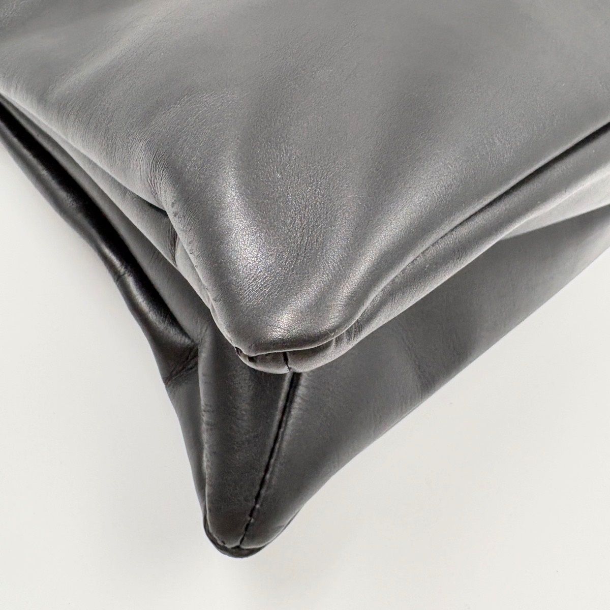 Bottega Veneta Shoulder Bag Liberta — view 8