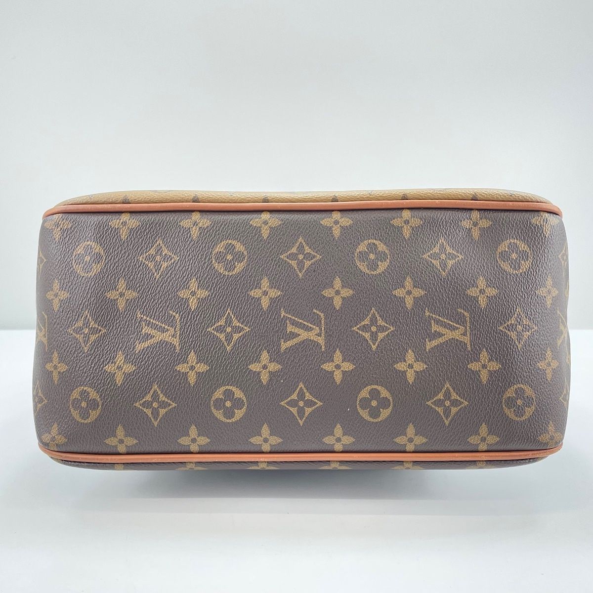 Louis Vuitton Shoulder Bag Dauphine MM — view 5