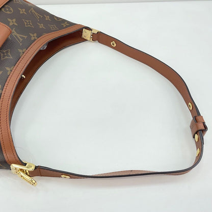 Louis Vuitton Shoulder Bag Dauphine MM — view 8