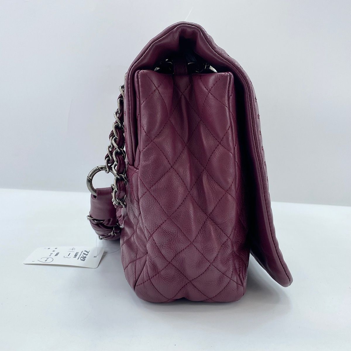 Chanel Handbag Quilted Burgundy — view 4