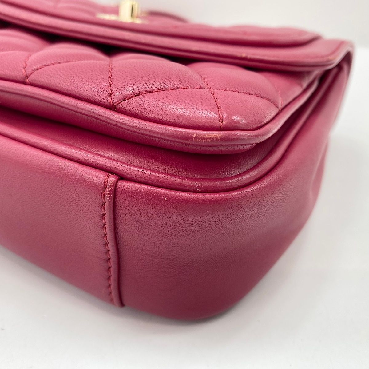 Chanel Shoulder Bag Quilted — view 7