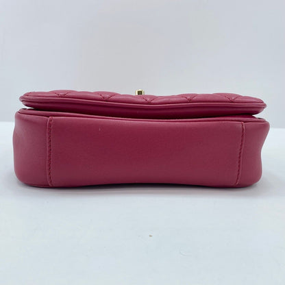 Chanel Shoulder Bag Quilted — view 5