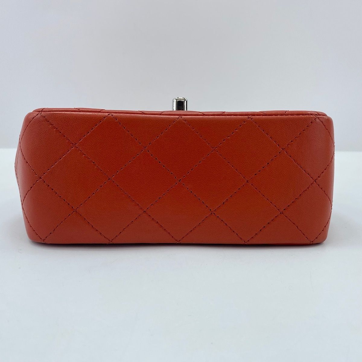 Chanel Shoulder Bag Quilted — view 6