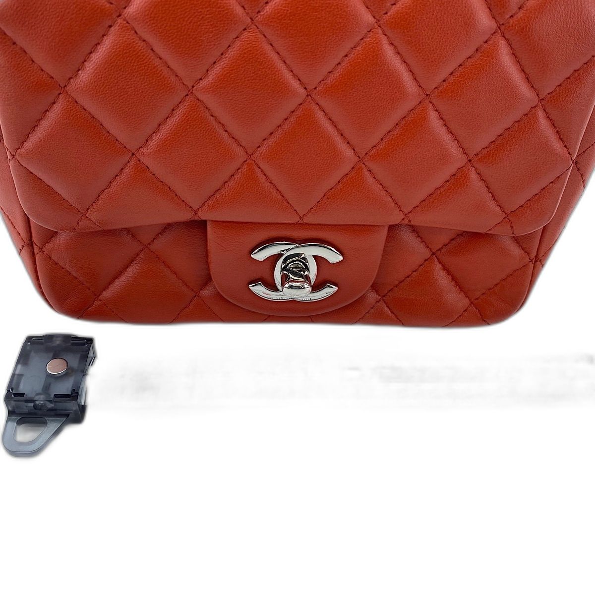 Chanel Shoulder Bag Quilted — view 3