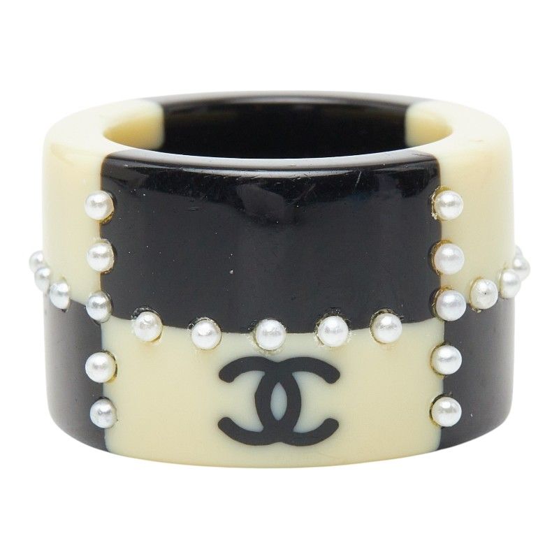 Chanel CC Logo Ring Black Ivory Plastic Faux Pearl