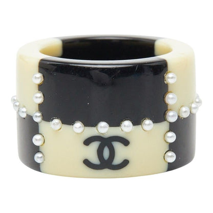 Chanel CC Logo Ring Black Ivory Plastic Faux Pearl
