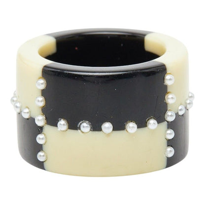 Chanel CC Logo Ring Black Ivory Plastic Faux Pearl — view 3