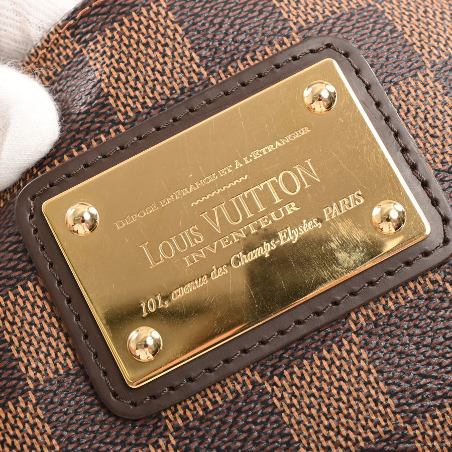 Louis Vuitton Shoulder Bag — view 7