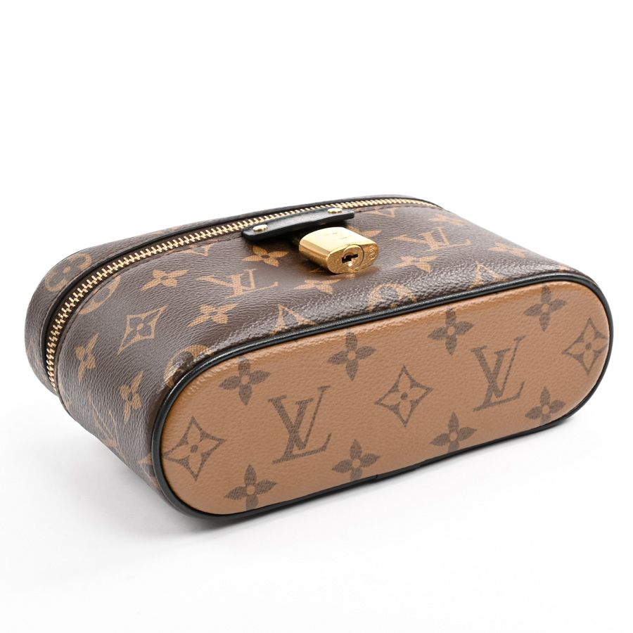 Louis Vuitton Shoulder Bag Vanity Chain Pouch — view 5