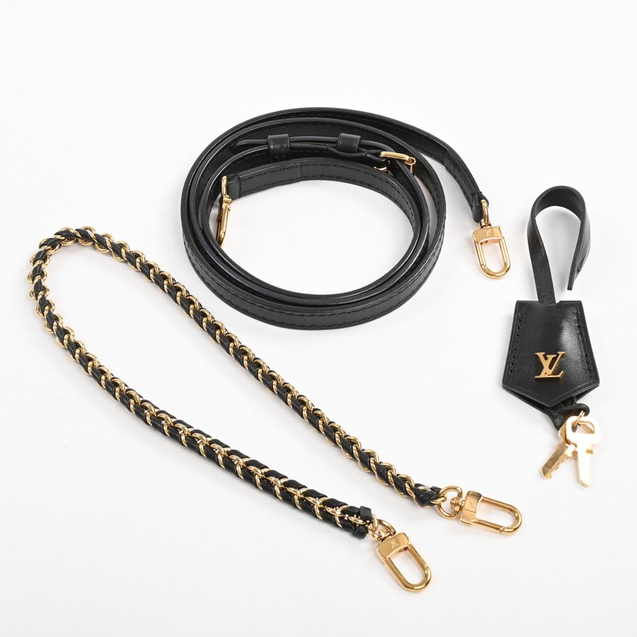 Louis Vuitton Shoulder Bag Vanity Chain Pouch — view 7