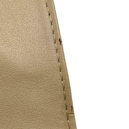 Louis Vuitton Thompson Street Shoulder Bag Patent Monogram Vernis Beige — view 8