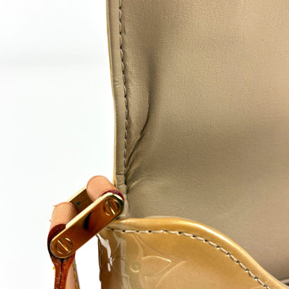 Louis Vuitton Thompson Street Shoulder Bag Patent Monogram Vernis Beige — view 7