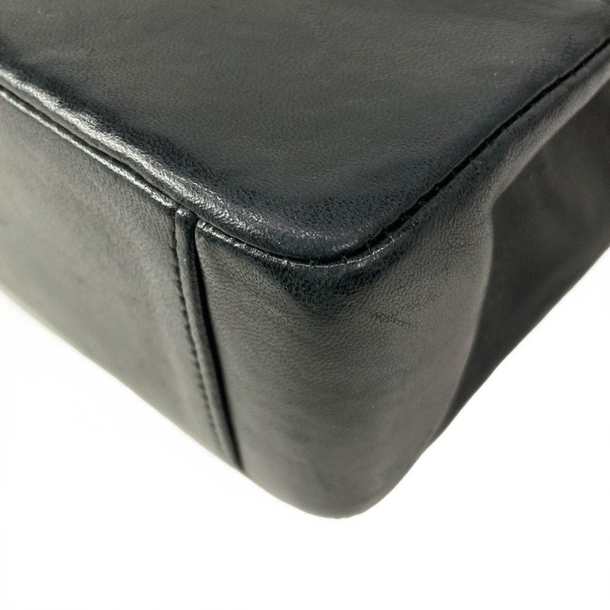 Chanel Handbag Quilted Black Gold CC Logo Lambskin — view 8