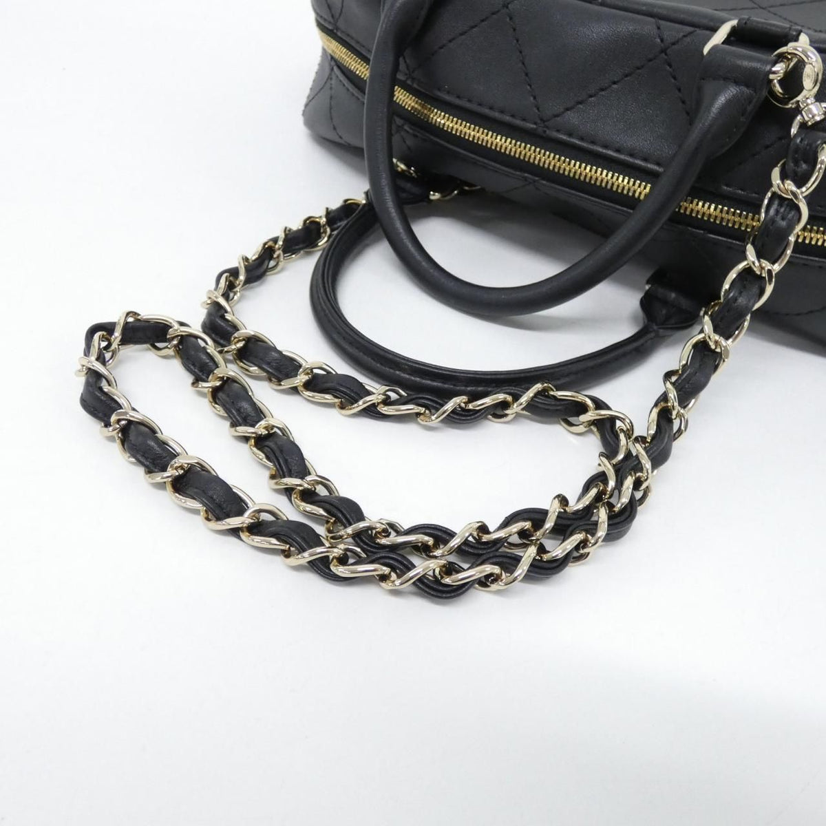 Chanel Bag Handbag Black — view 7