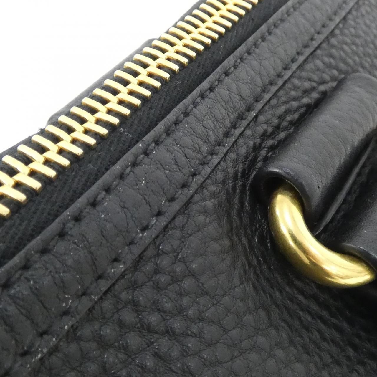 Prada Shoulder Bag Gold — view 7