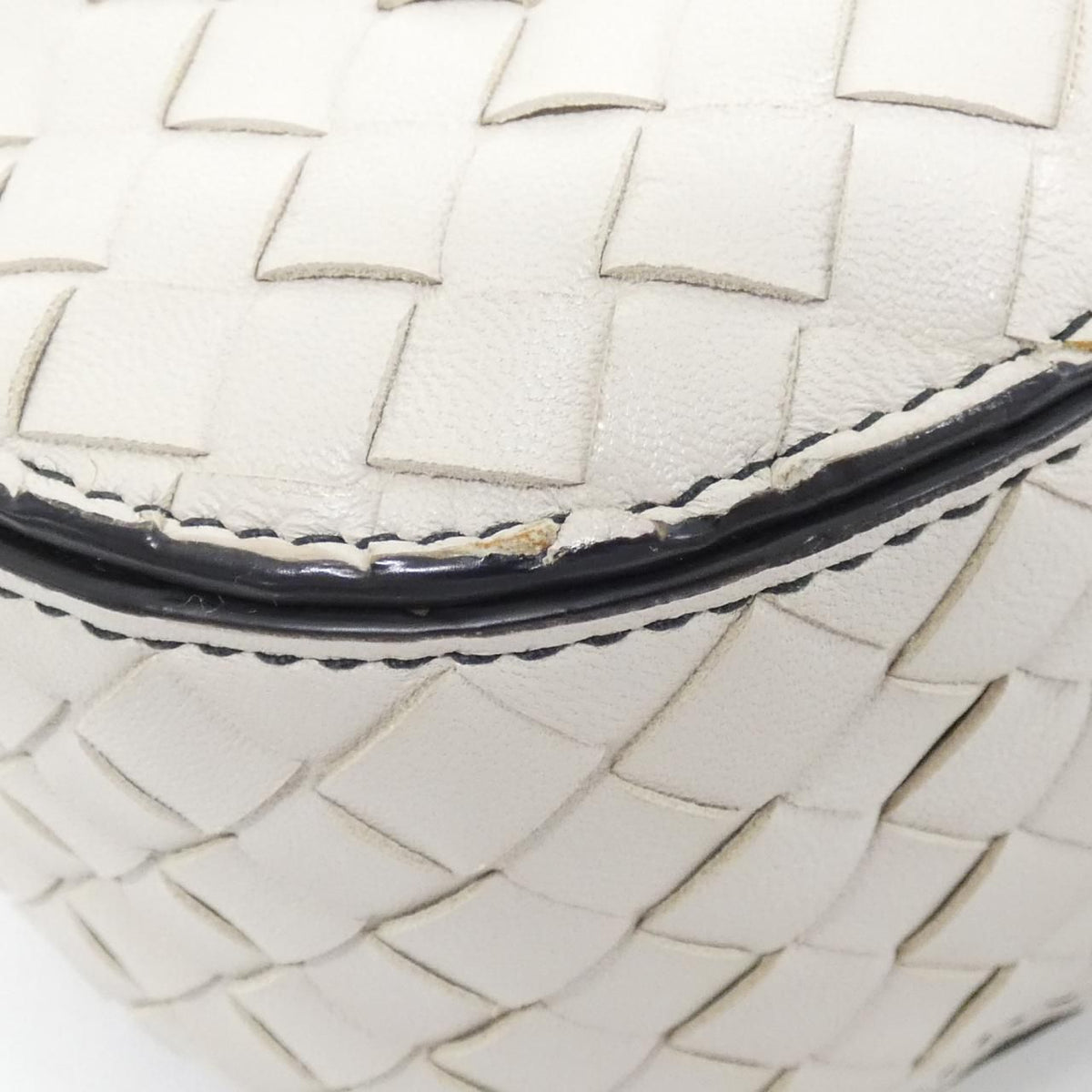 Bottega Veneta Shoulder Bag — view 2