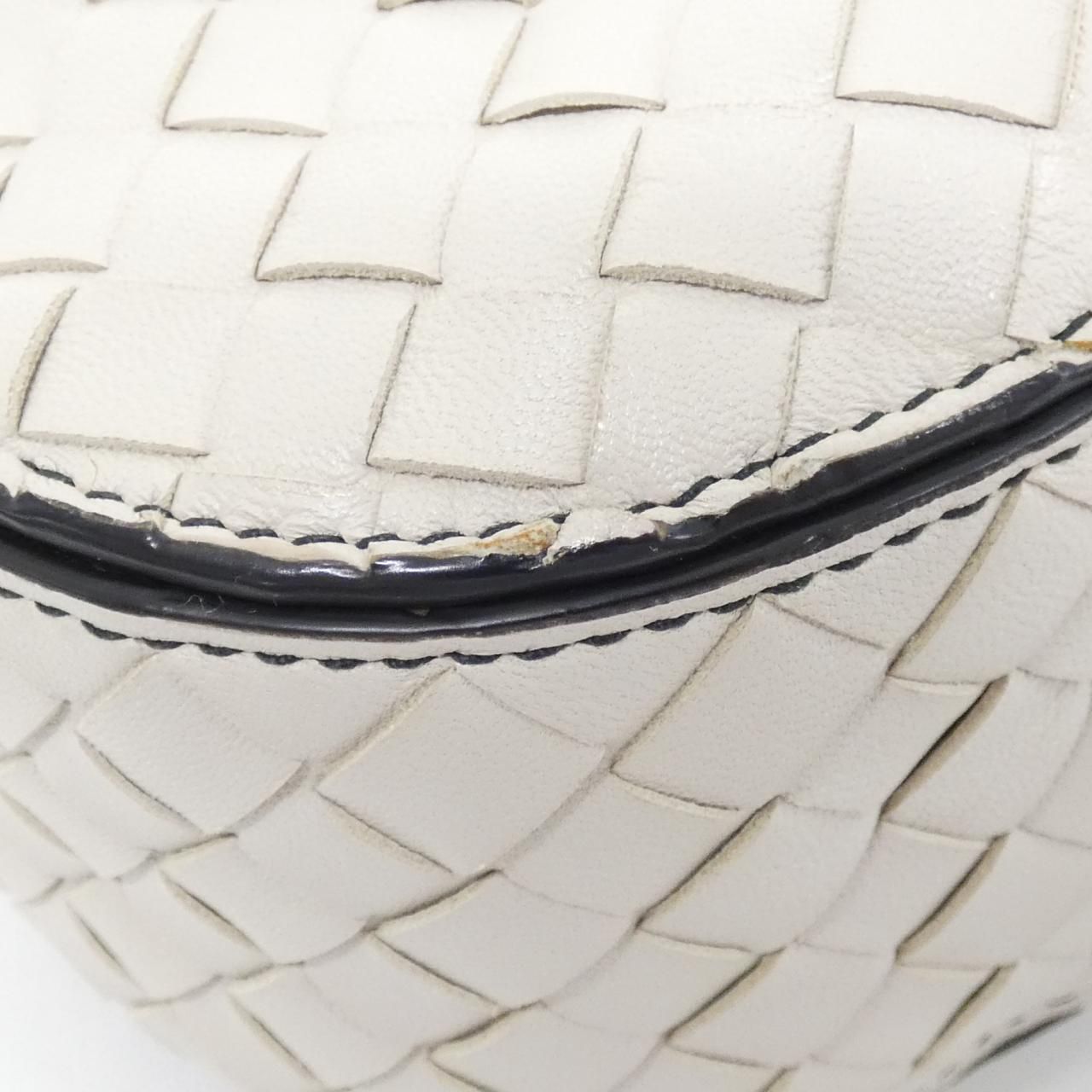 Bottega Veneta Shoulder Bag — view 2