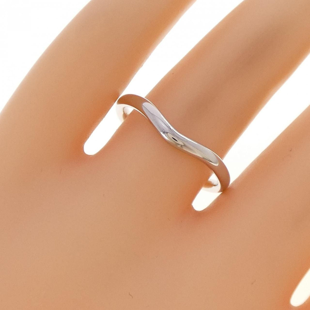 Tiffany & Co Curved Ring — view 5