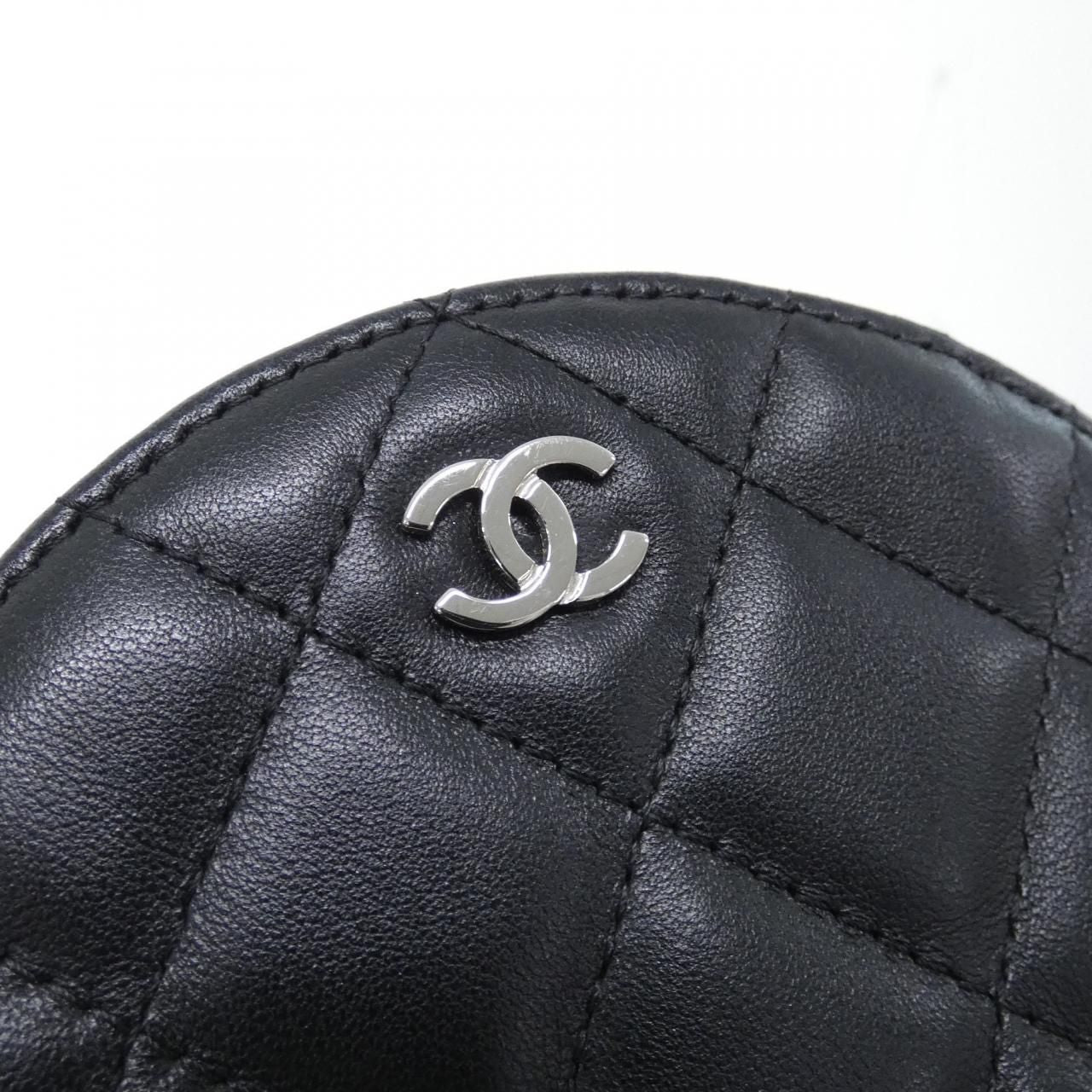 Chanel Timeless Classic Line Shoulder Bag — view 5