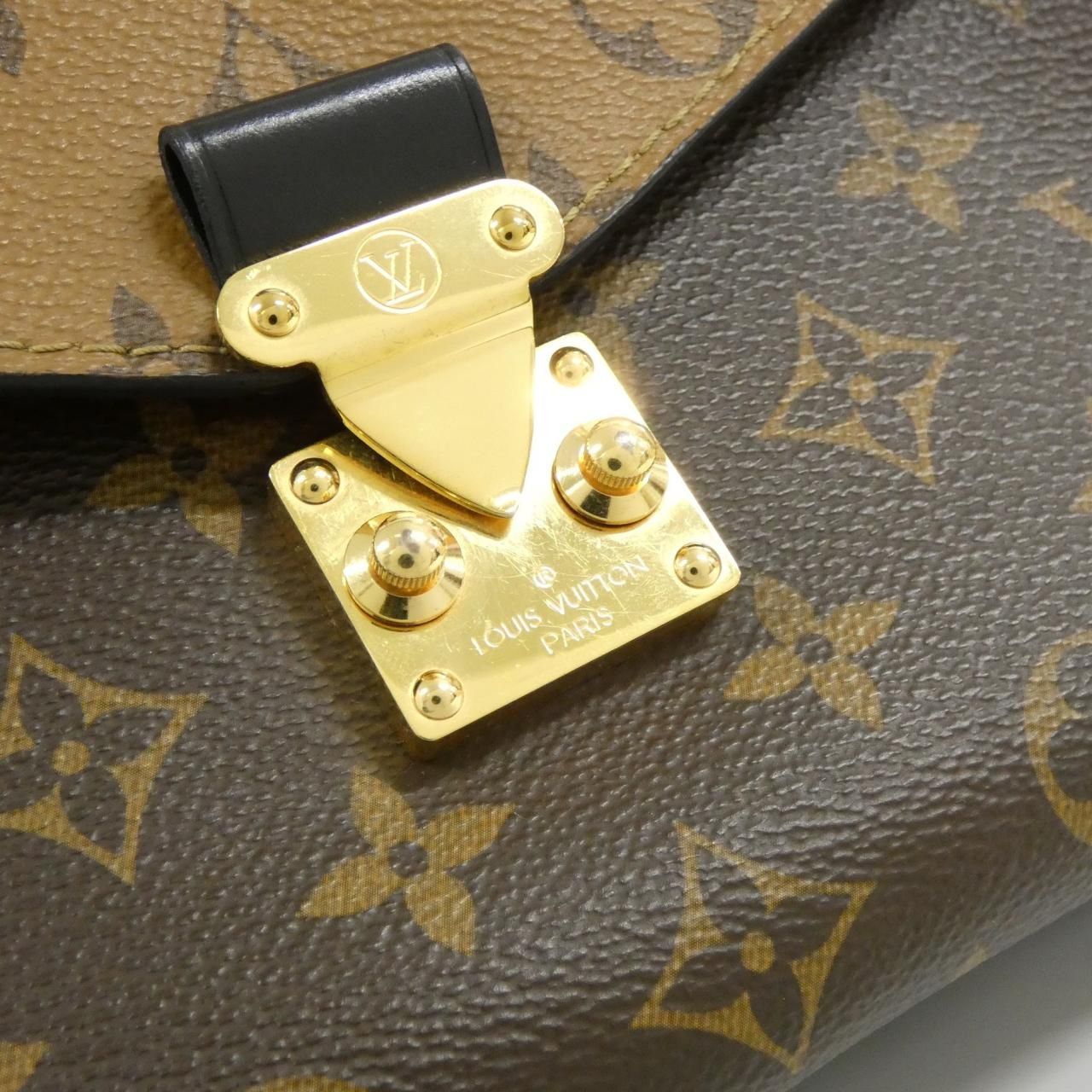Louis Vuitton Monogram Reverse Pochette Metis MM Bag — view 4