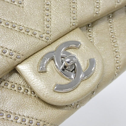 Chanel Shoulder Bag Gold — view 5