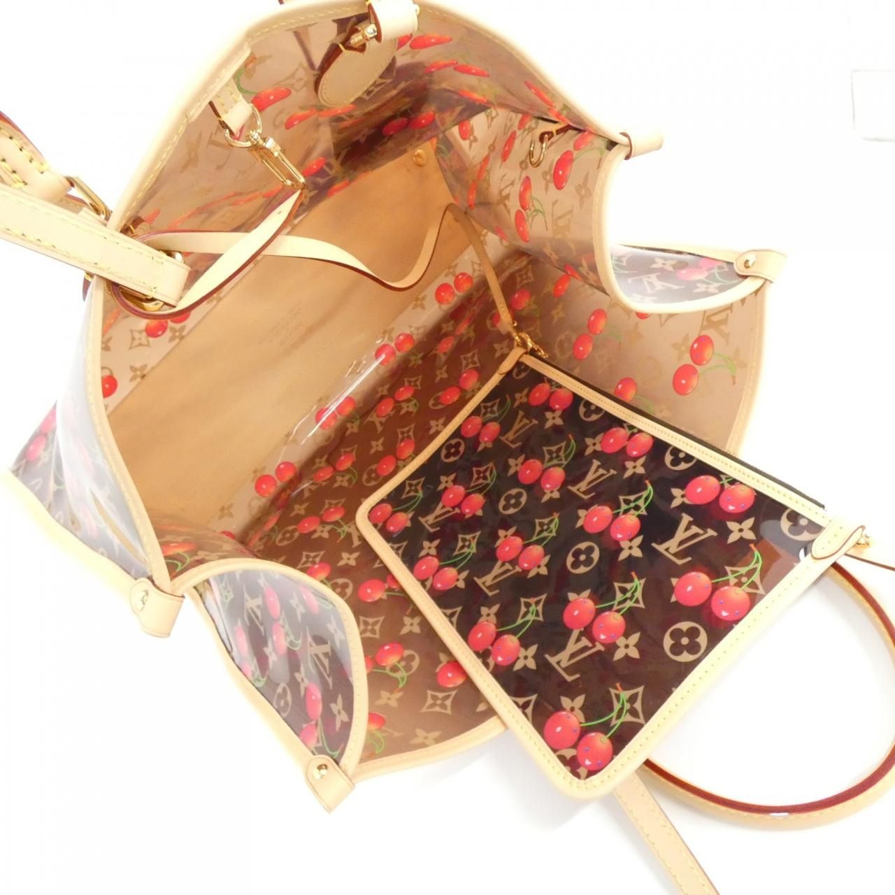 Louis Vuitton Monogram Cherry On The Go GM Bag — view 4