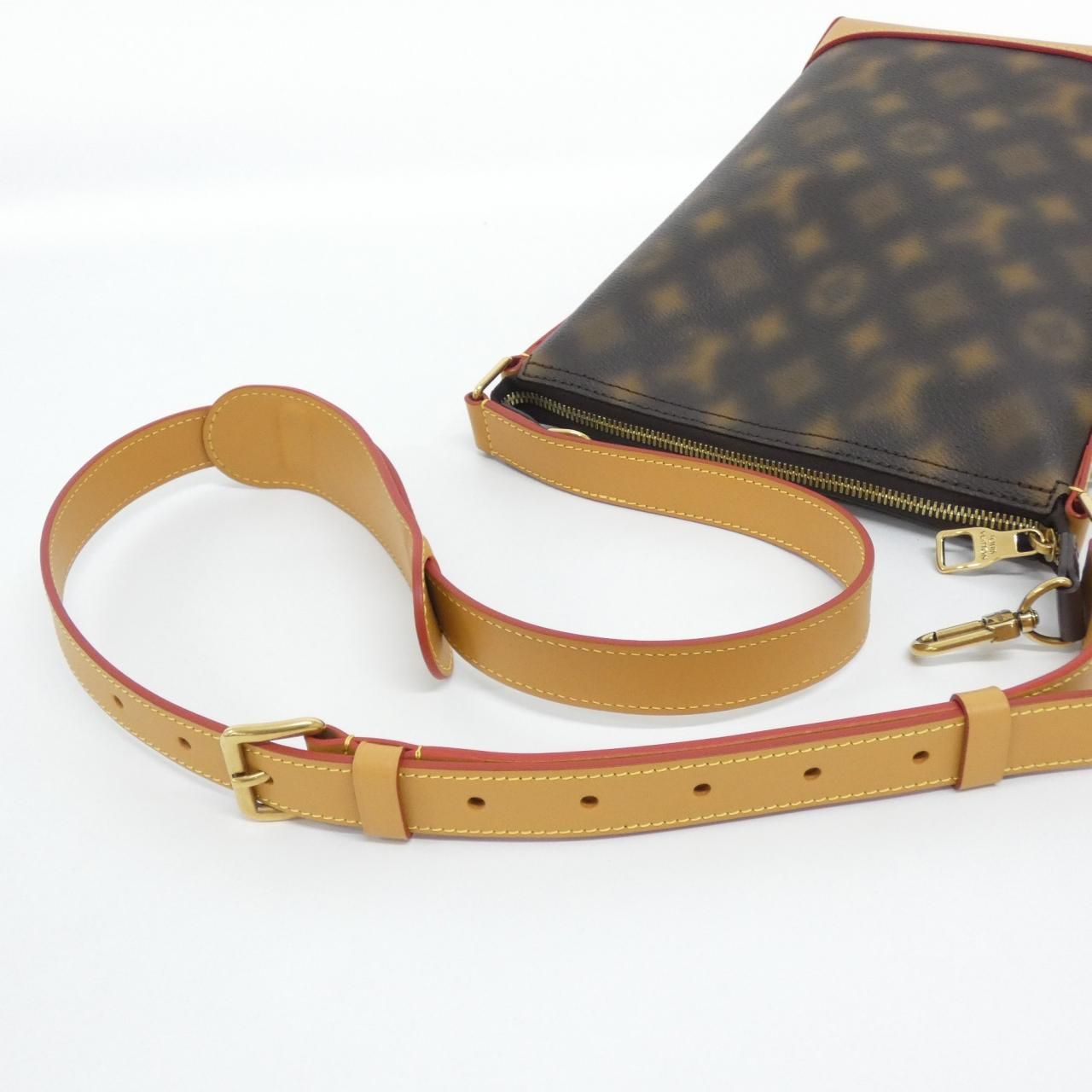 Louis Vuitton Disisknot Monogram Hobo Cruiser PM Shoulder Bag — view 4