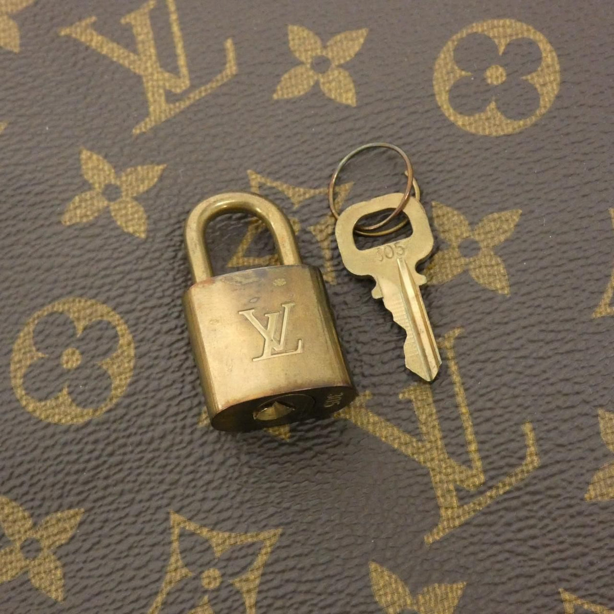 Louis Vuitton Monogram Keepall 55 Boston Bag — view 5