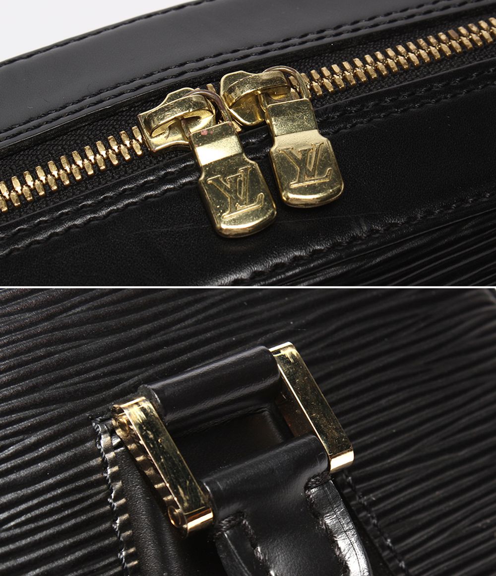 Louis Vuitton Handbag Blanc — view 6