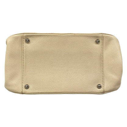 Chanel Handbag 2.55 Quilted Ivory Silver Turnlock — view 5
