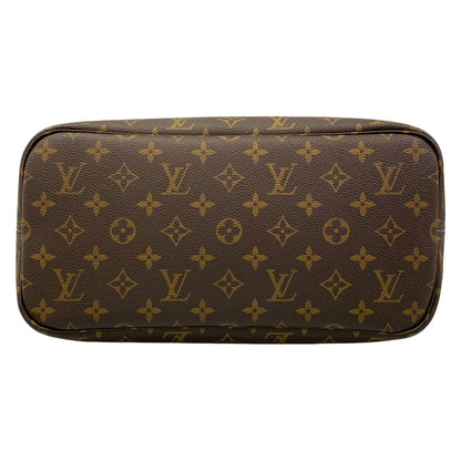 Louis Vuitton Tote Bag World Tour Collection Neverfull MM Monogram — view 5