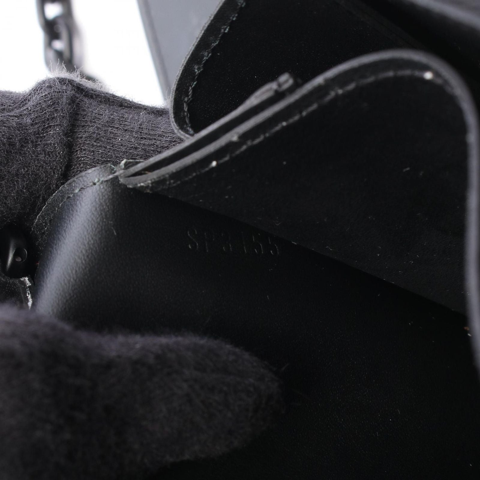 Louis Vuitton Shoulder Bag Portefeuille Twist Leather Chain — view 5