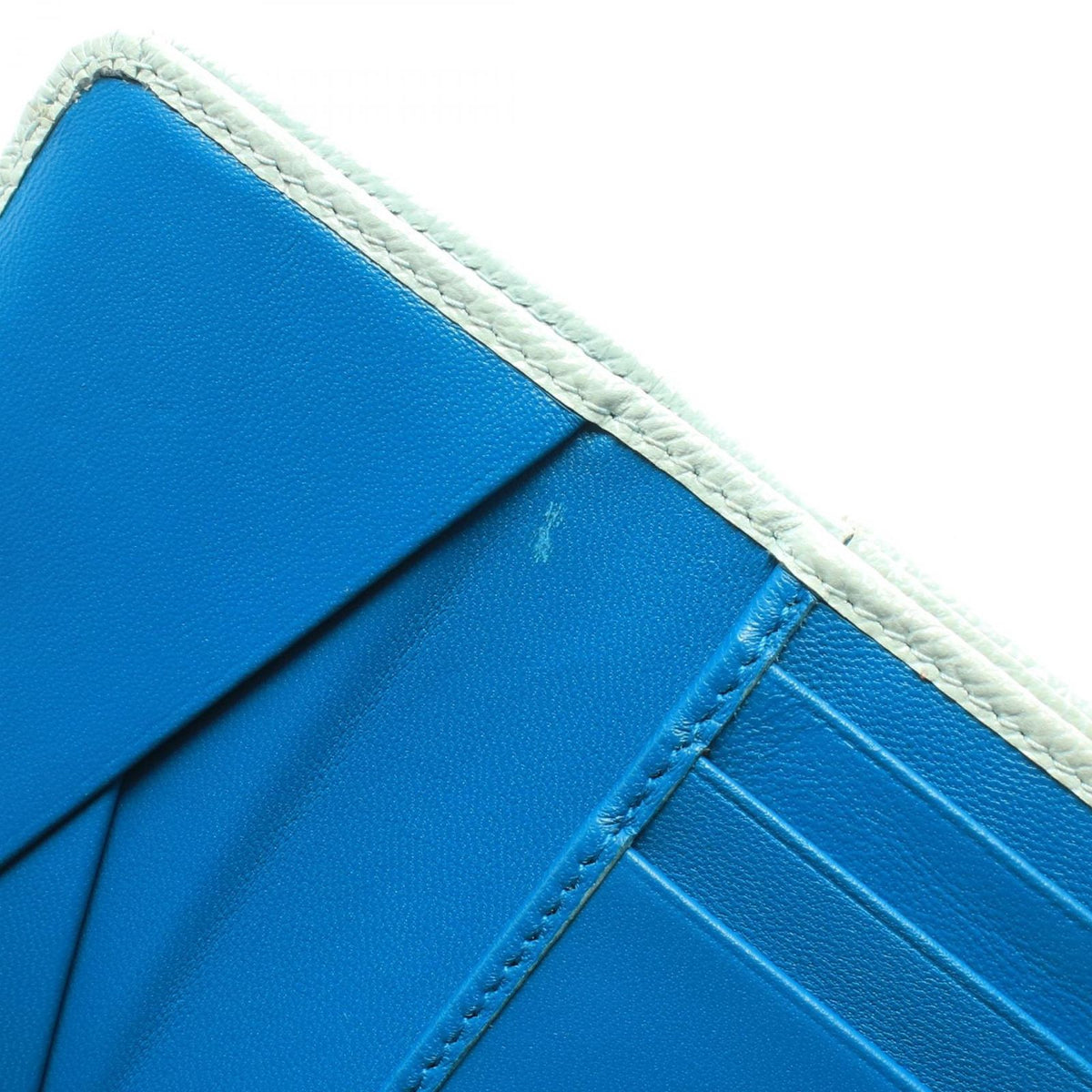 Bvlgari Trifold Wallet Light Blue Leather — view 7