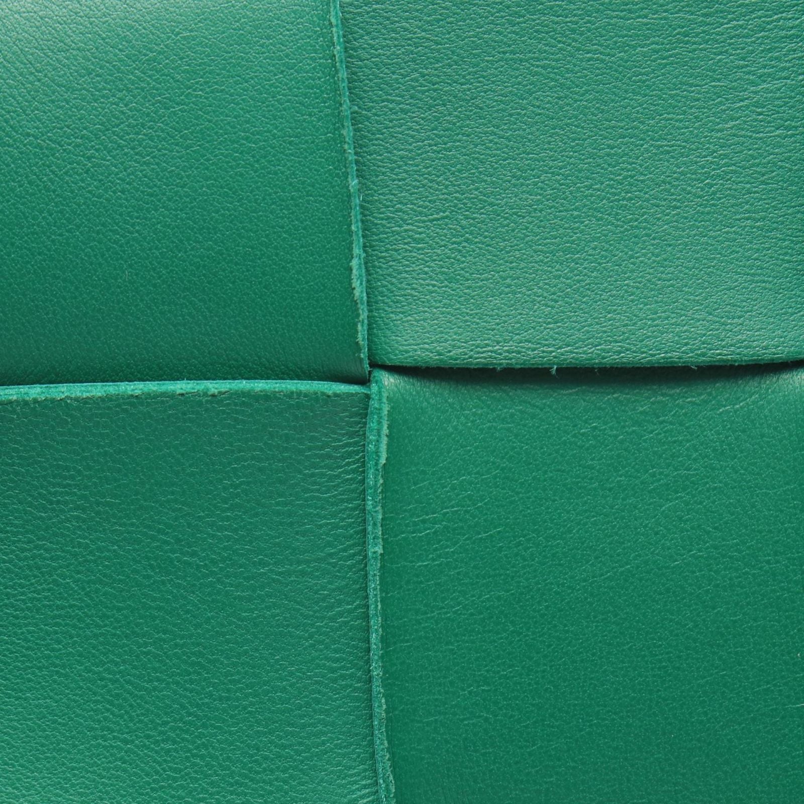 Bottega Veneta Shoulder Bag Cassette Green Lambskin — view 7