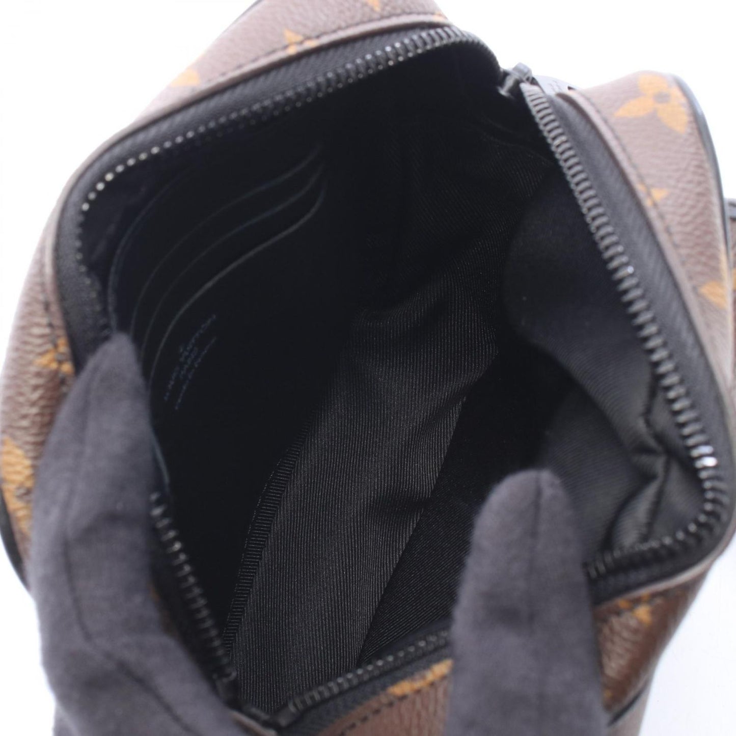 Louis Vuitton Shoulder Bag Christopher Wearable Wallet Leather — view 3