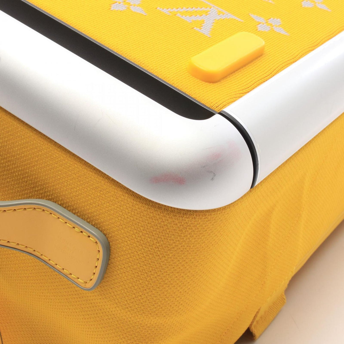 Louis Vuitton Travel Bag Horizon Soft Jaune Canvas Leather — view 7
