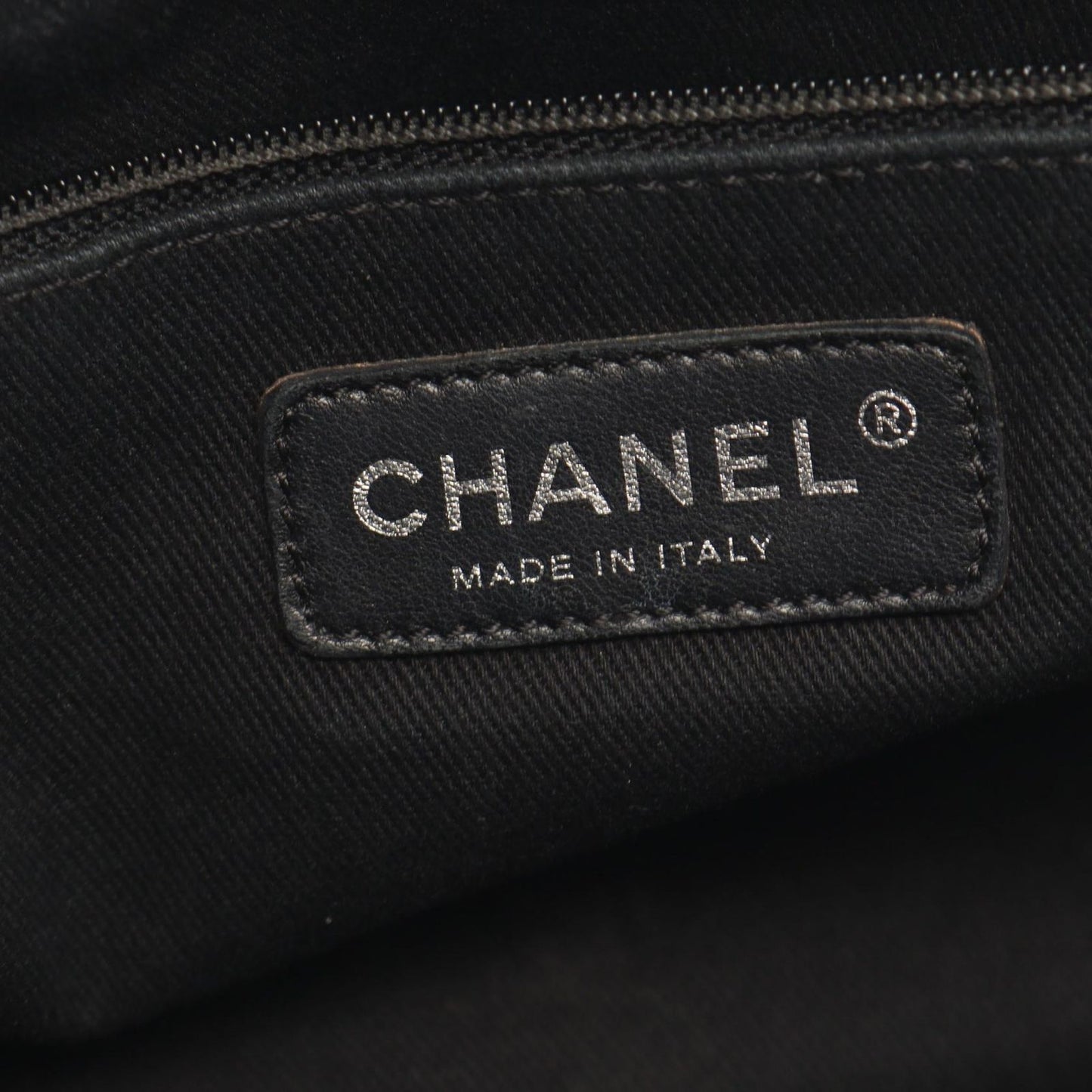 Chanel Tote Bag Quilted Black Caviar Leather CC Logo Chain — view 4