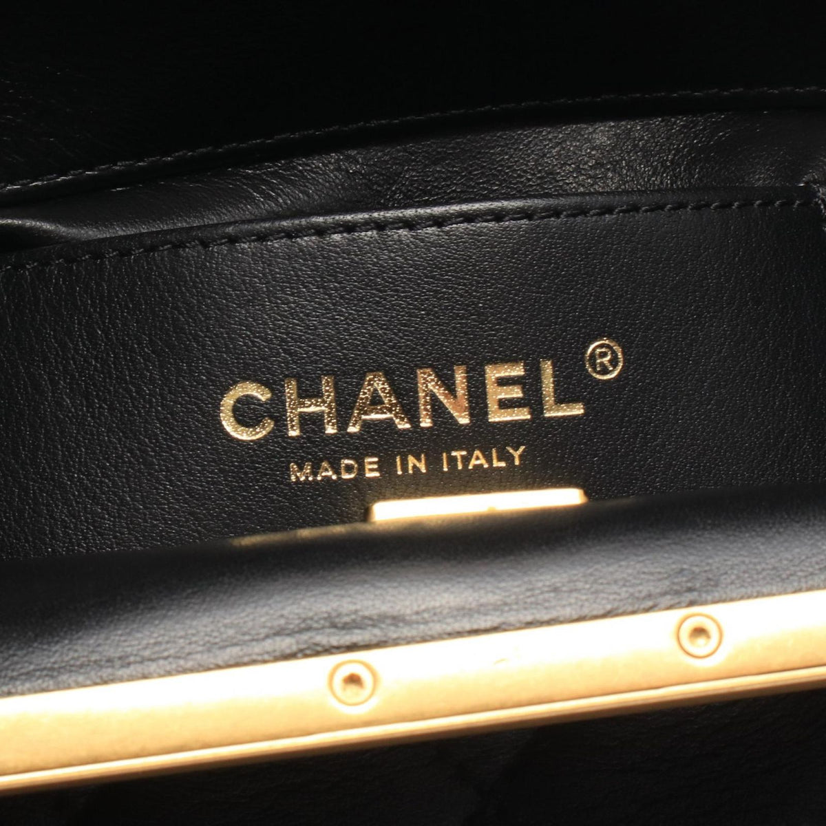 Chanel Shoulder Bag Black — view 4