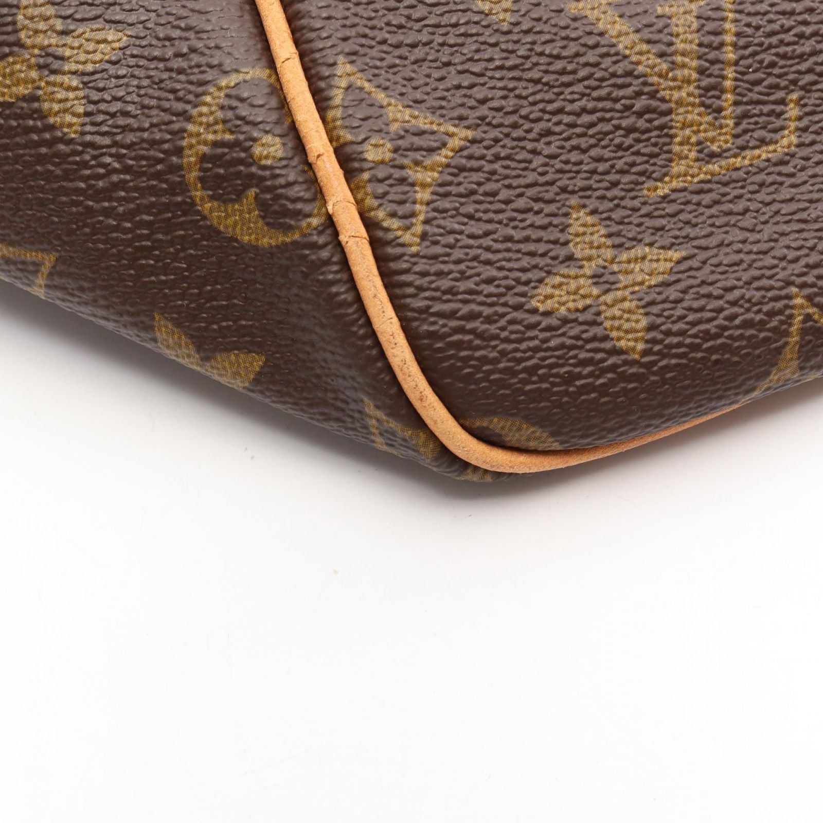 Louis Vuitton Boston Bag Keepall 55 Monogram Leather — view 7