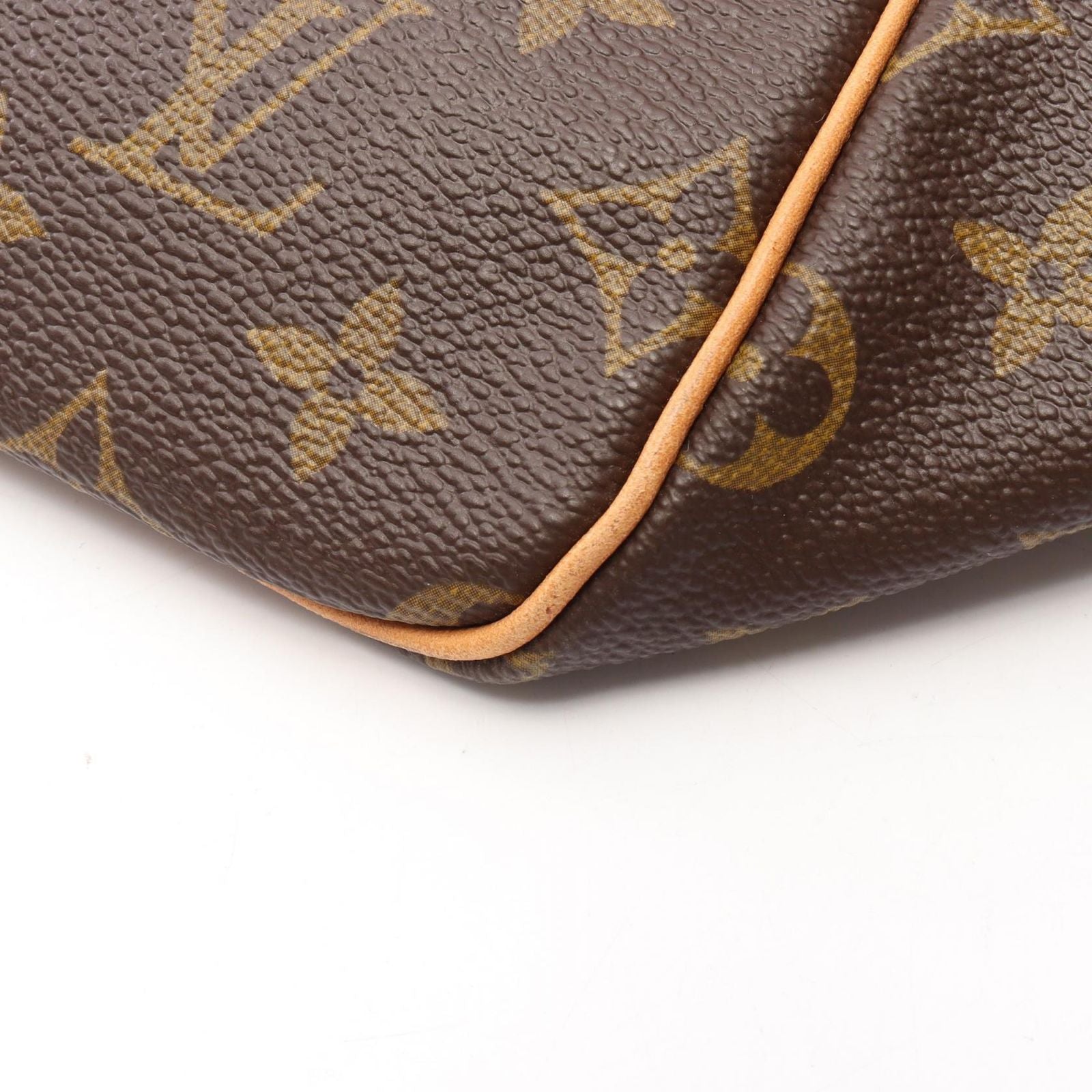 Louis Vuitton Boston Bag Keepall 55 Monogram Leather — view 8