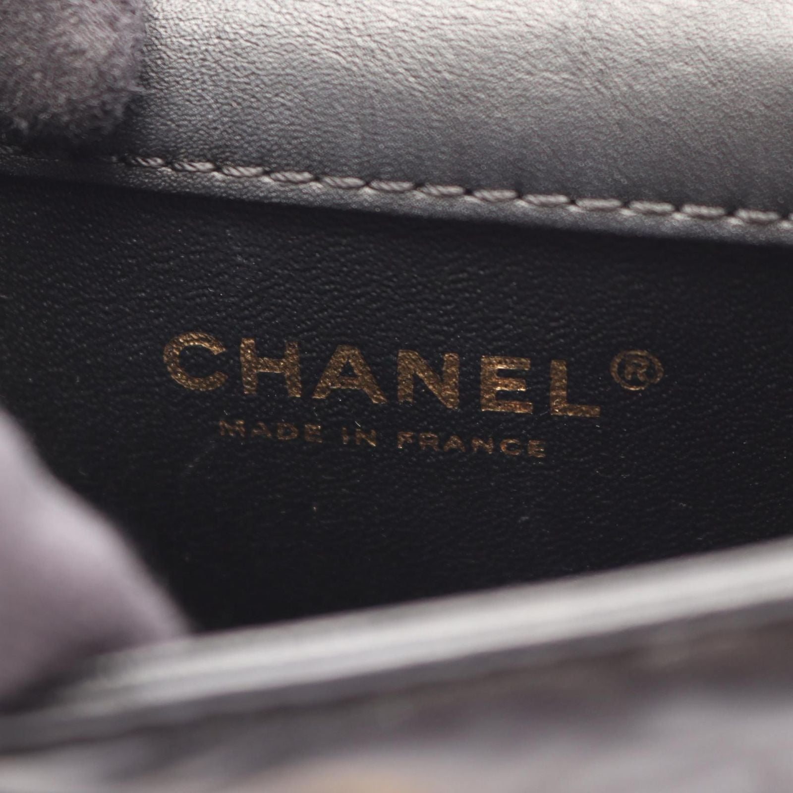 Chanel Shoulder Bag 2.55 Quilted Black Calfskin Small Chain — view 4