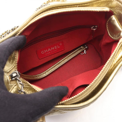 Chanel Shoulder Bag Gabriel de Small Hobo Gold Leather Chain — view 3