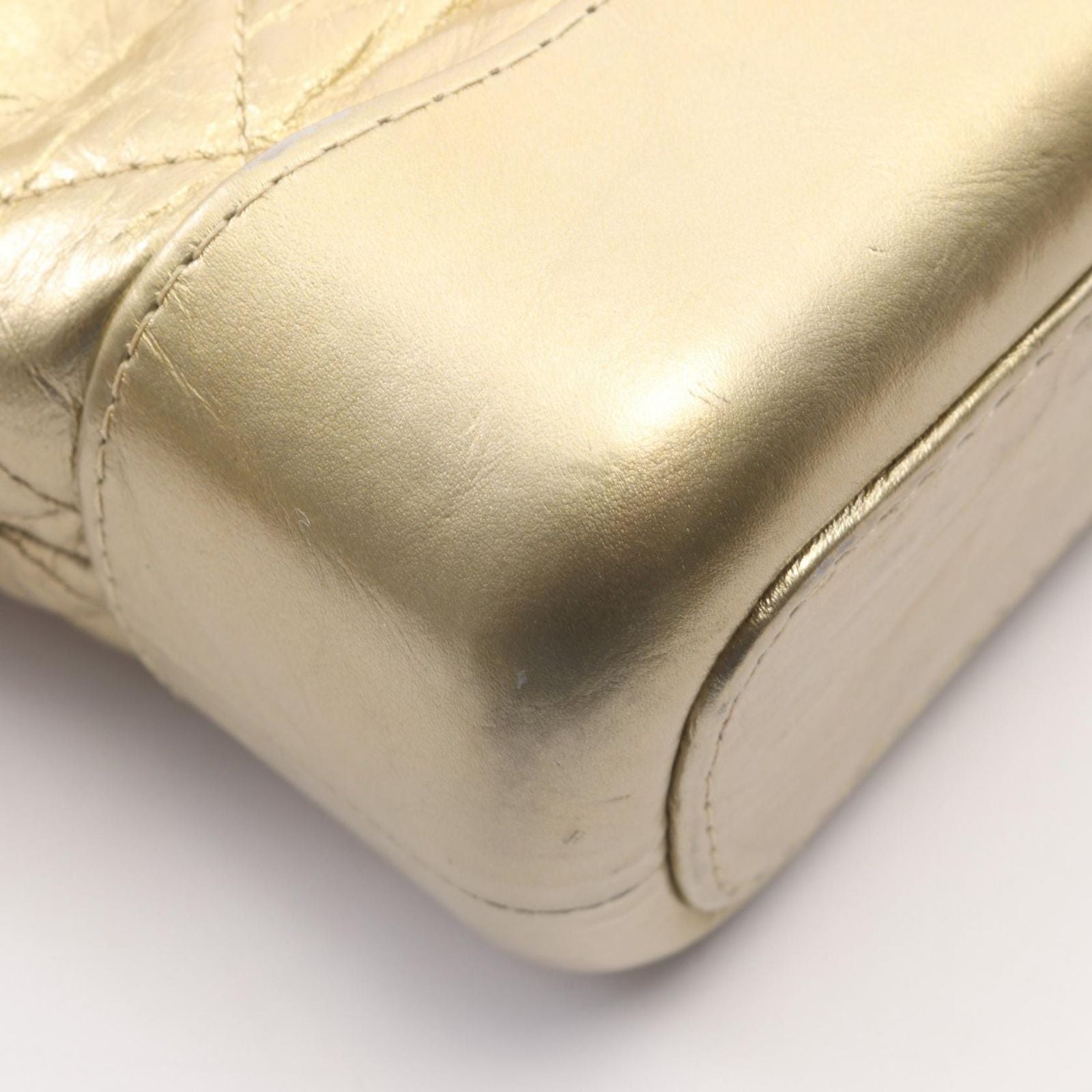 Chanel Shoulder Bag Gabriel de Small Hobo Gold Leather Chain — view 8