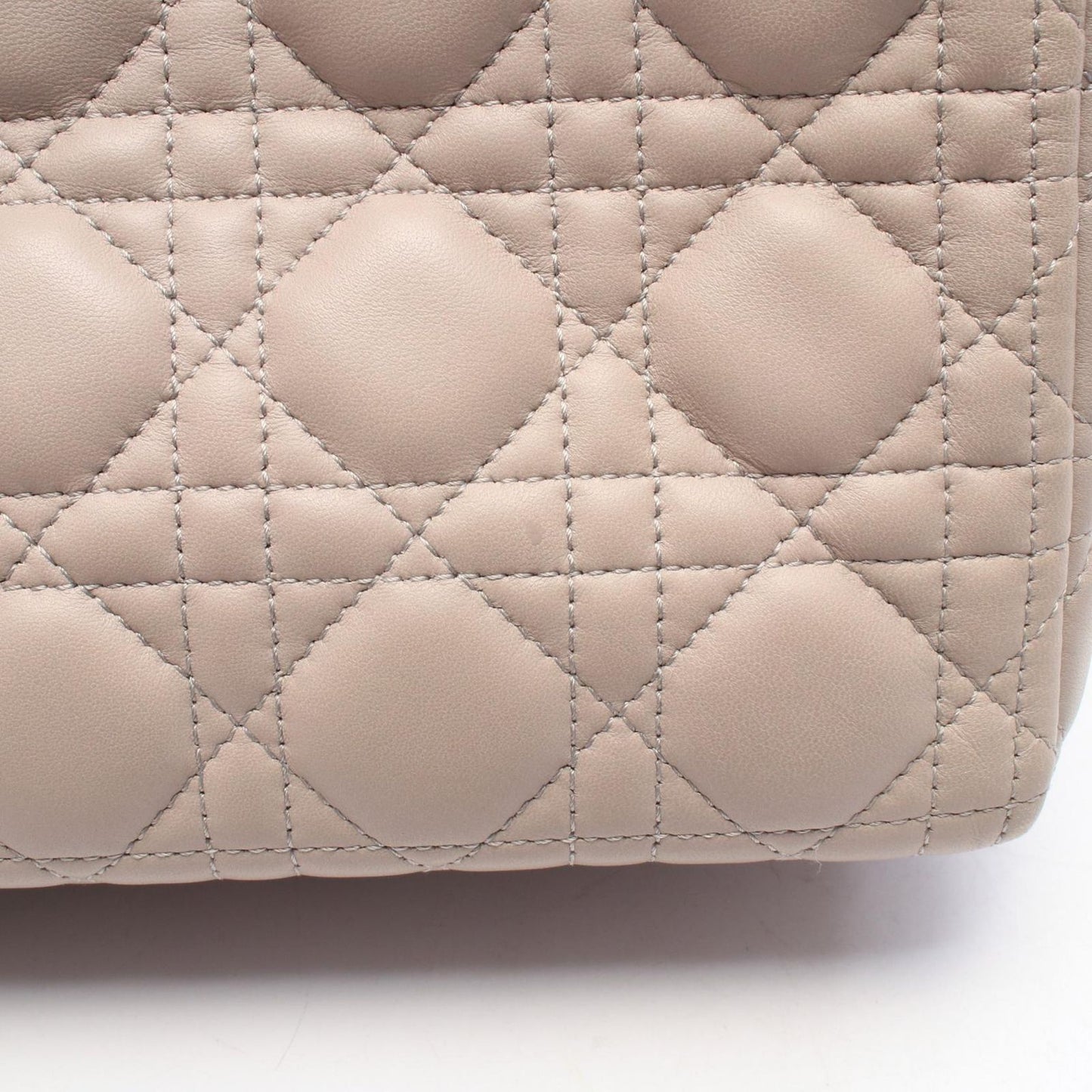Dior Handbag Lady Dior Large 2-Way Light Beige Leather Lady Dior Tote — view 5