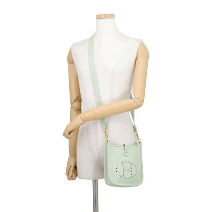 Hermes Shoulder Bag Evelyne TPM 111 Amazon Greeneve Gold Taurillon Clemence — view 4