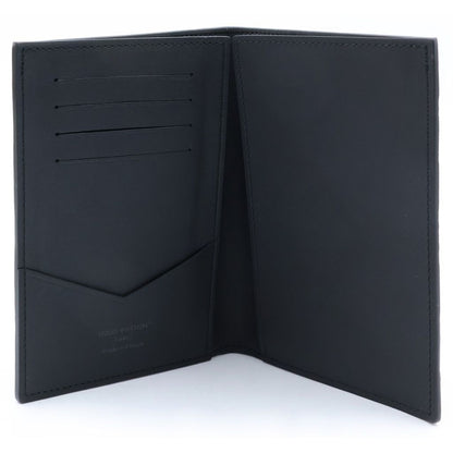 Louis Vuitton Passport Cover Couverture NM Black — view 4